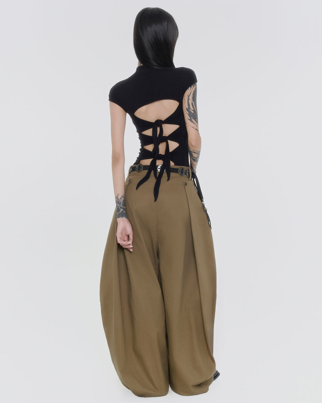 MULTI RIVET WIDE PANTS