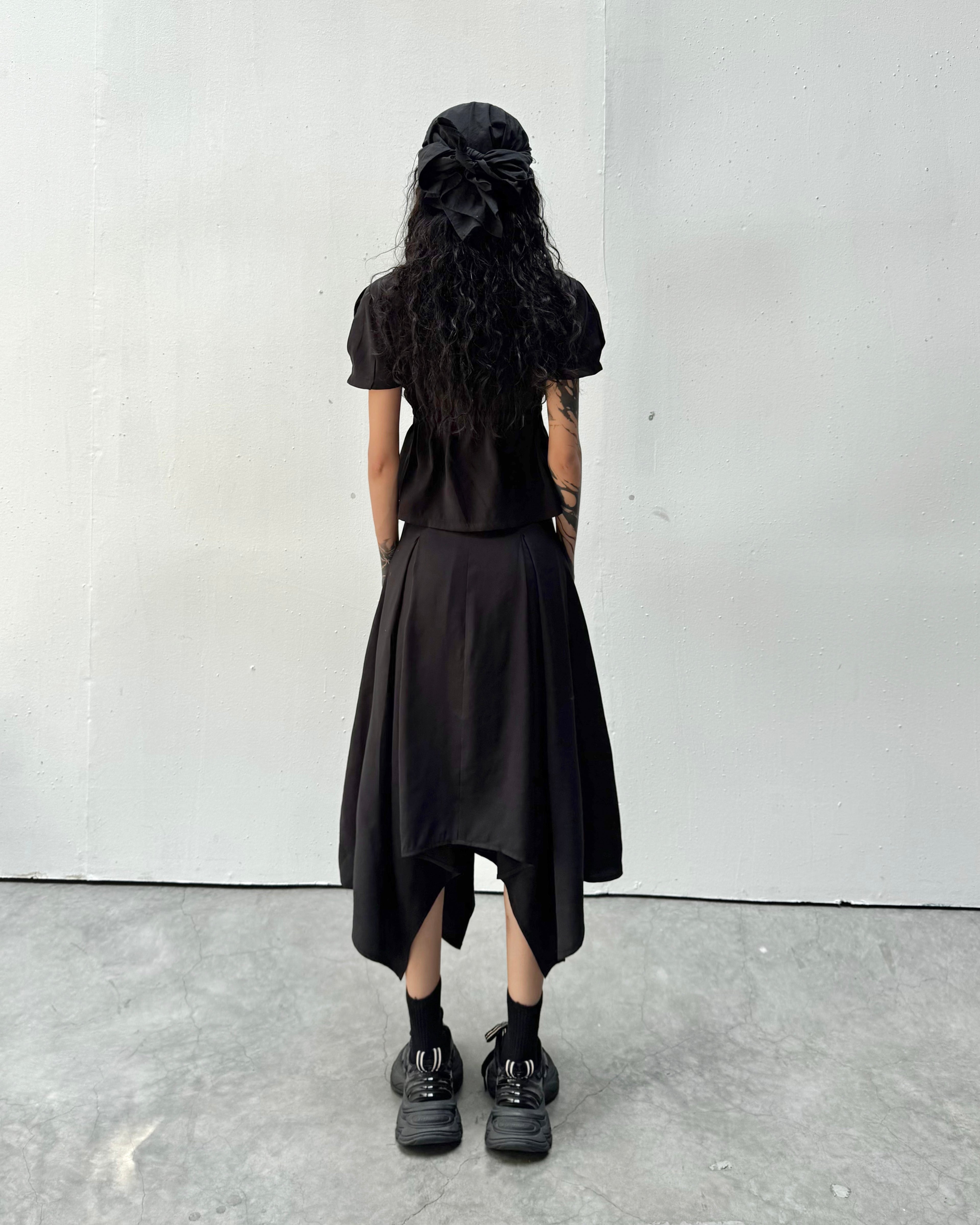FOLDING UNBALANCE SKIRT