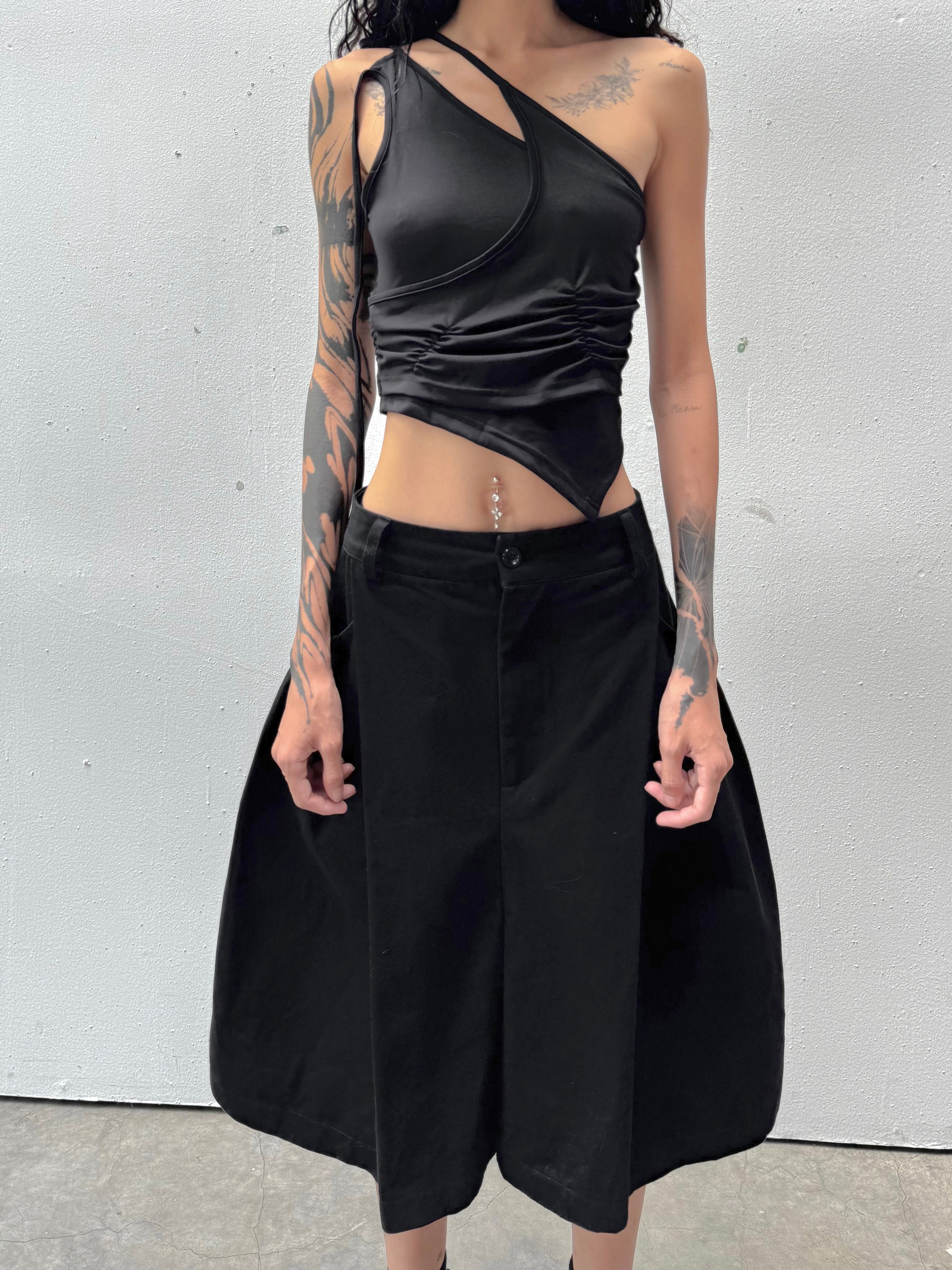 MULTI RIVET SHORTS